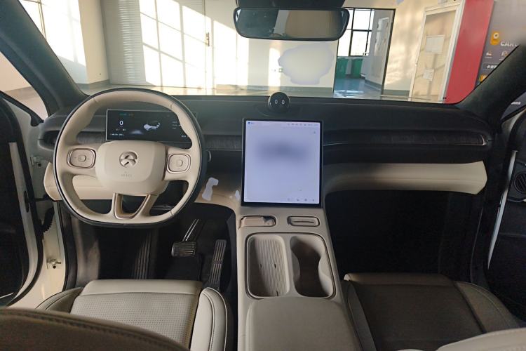 Used Nio ES6 2024 75 kWh
