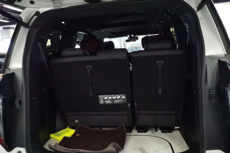 Used GAC Trumpchi M8 2023 Zongshi Series Dual-Motor Supreme Edition
