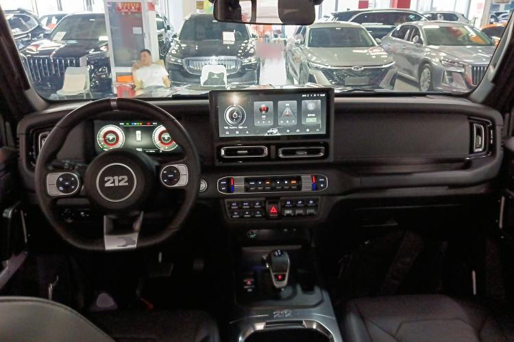 Used  T01 2024 2.0T Explorer
