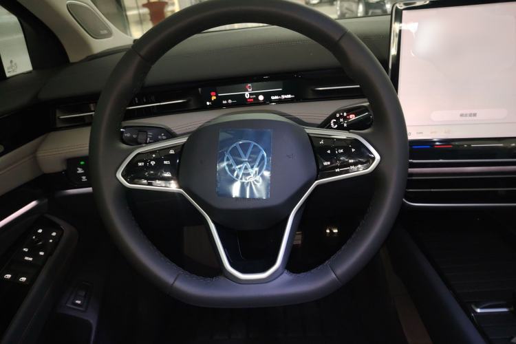 Used Volkswagen ID.7 VIZZION 2024 AIR model