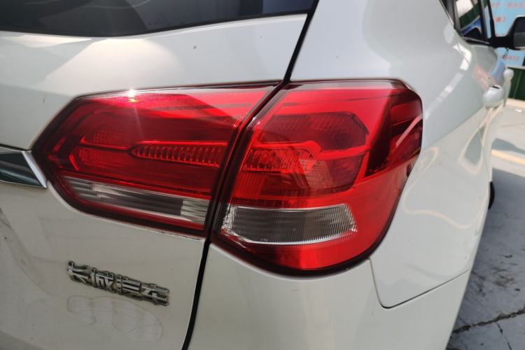 Used Haval H2 2017 Blue Label 1.5T Automatic Two-Wheel Drive Luxury Model