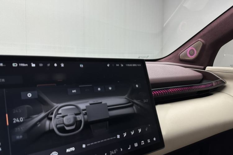 Used Zeekr X 2023 Four-Wheel-Drive YOU Edition 5 Seats
