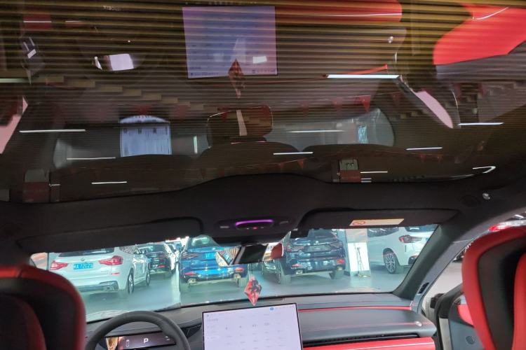 Used  SU7 2024 Rear-Drive Ultra-Long Range Advanced Pro-Level Intelligent Driving Version
