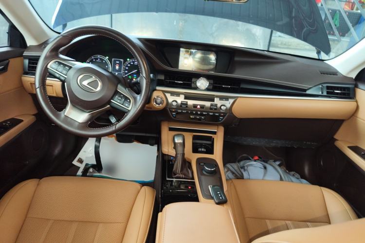 Used Lexus ES 2015 200 Elite Edition