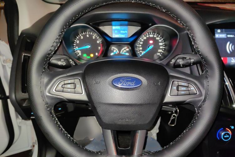 Used Ford Focus 2017 Sedan 1.6L Automatic Fashion Edition Smart Drive Version