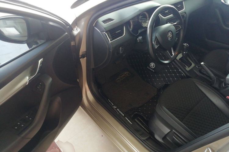 Used Skoda Octavia 2018 TSI230 DSG Luxury Edition
