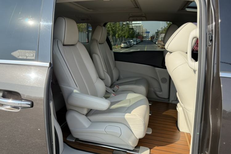 Used Buick GL8 2020 Land Business Class 652T Premium Model
