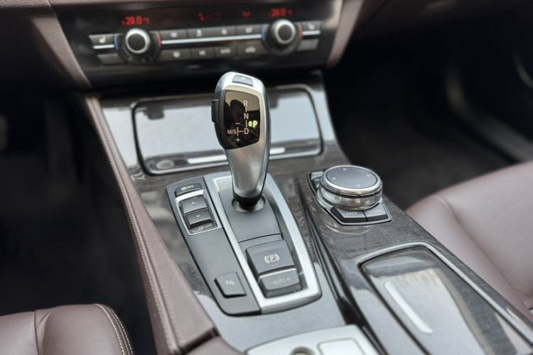 Used BMW 5 Series 2017 525Li Luxury Design Package
