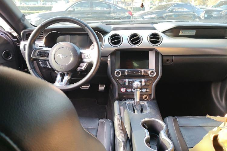 Used Ford Mustang 2019 2.3L EcoBoost
