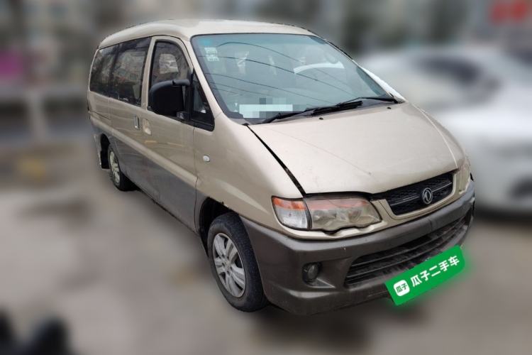 Used FORTHING Lingzhi 2015 V3 1.6L 9-Seater Standard Model
