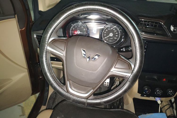 Used Wuling Hongguang 2015 1.5L S1 Comfort China V Standard