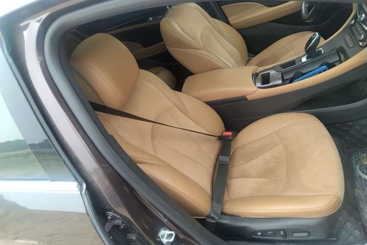 Used Buick LaCrosse 2016 28T Flagship Model
