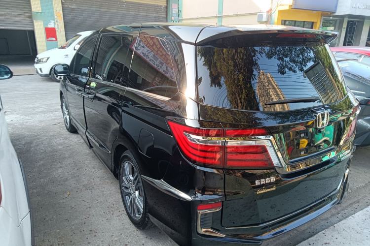 Used Honda Elysion 2019 2.0L Hybrid Supreme Edition
