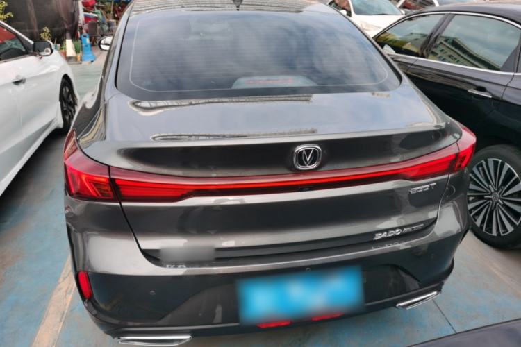 Used Changan Eado 2023 Changan Edition PLUS Blue Whale NE 1.4T GDI DCT Prestige Version
