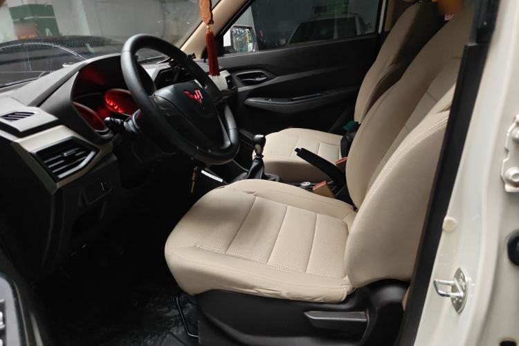 Used Wuling Hongguang 2021 1.5L Revised S Standard Version with Electric Power Steering LAR
