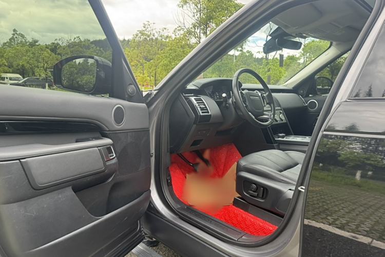 Used Land Rover Discovery 2020 3.0 SC V6 SE
