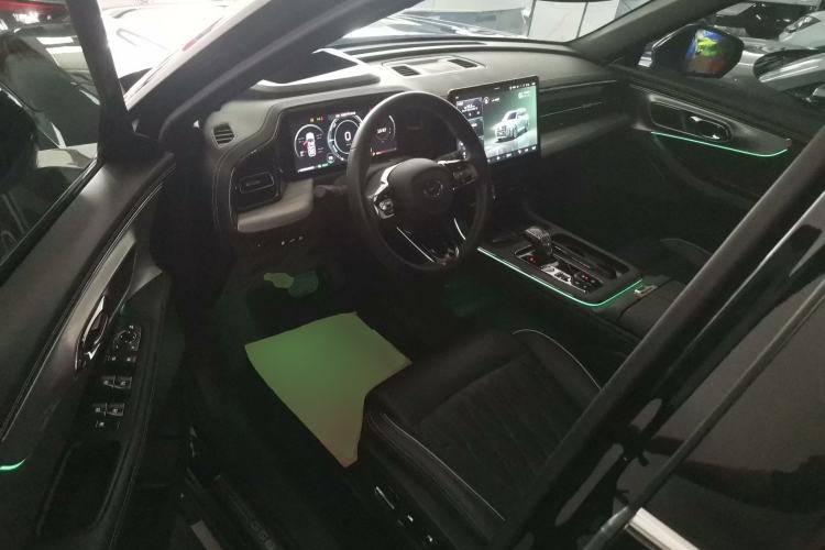 Used GAC Trumpchi GS8 2022 Double-Energy Series 2.0TM Four-Wheel Drive Premium Edition (7 Seats)
