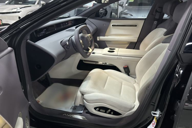 Used  06 2025 Pro Range-Extended Edition