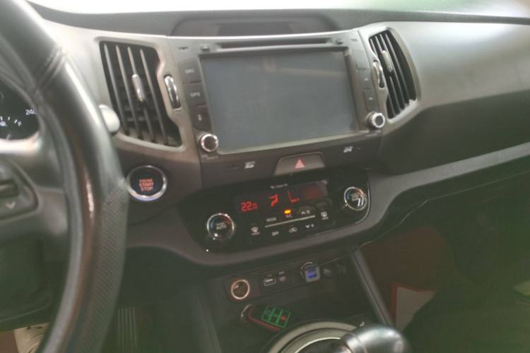 Used Kia Sportage R 2015 2.0L Automatic Two-Wheel Drive DLX Model
