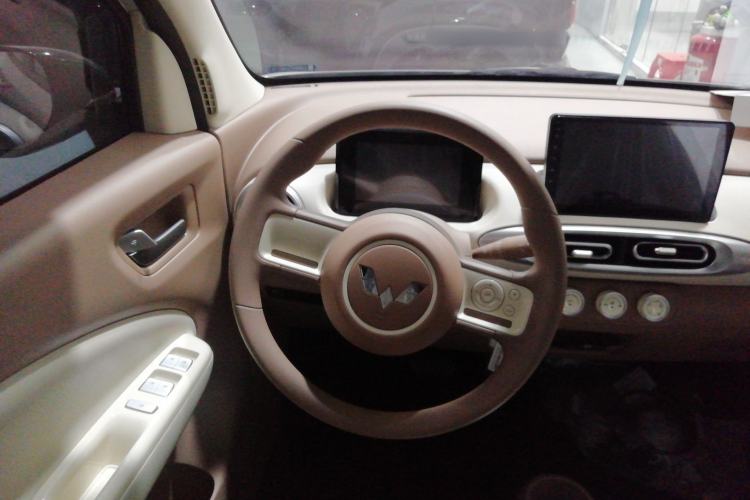 Used Wuling Hongguang MINIEV 2025 Four-Door Version Advanced Edition