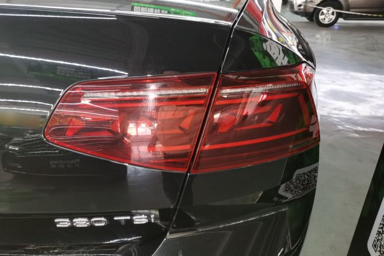 Used Volkswagen Magotan 2023 2 Million Units Commemorative Edition 330TSI DSG Luxury Version
