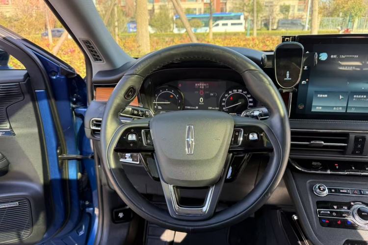 Used Lincoln Corsair 2020 2.0T Two-Wheel Drive Luxury Edition