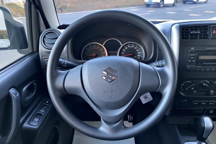 Used Suzuki Jimny 2015 1.3 AT JLX
