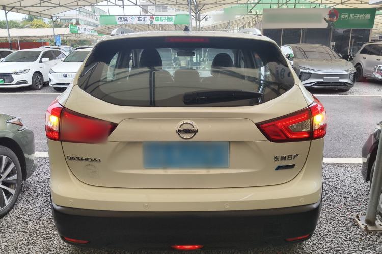 Used Nissan Qashqai 2016 2.0L CVT Luxury Edition
