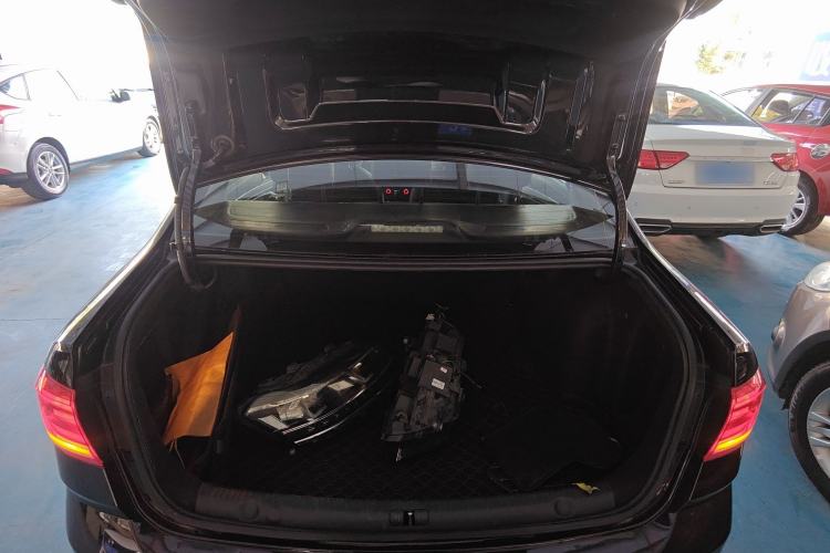 Used Volkswagen Lavida 2017 1.6L Automatic Fashion Edition
