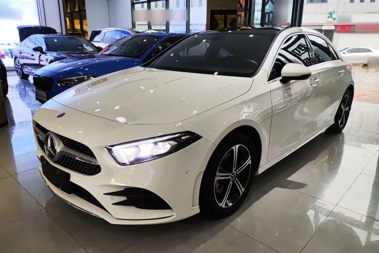 Used Mercedes-Benz A-Class 2022 Revised Version A 200 L Sport Sedan Fashionable Style