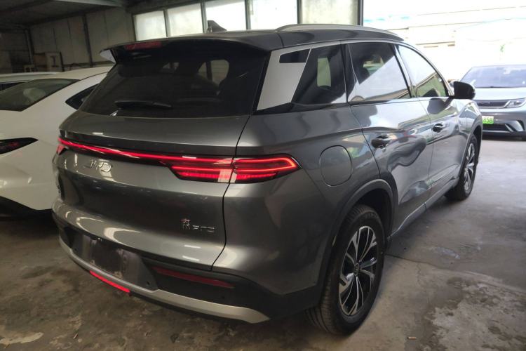 Used BYD Song Pro New Energy 2023 Champion Edition DM-i 71KM Navigation Model
