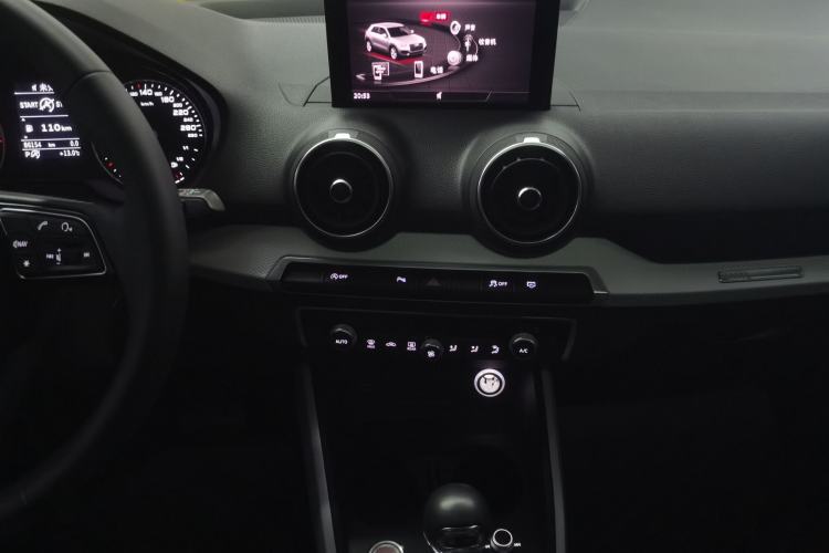 Used Audi Q2L 2018 35 TFSI Fashion Elegant Version China V
