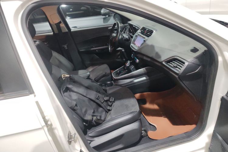 Used Ford Escort 2019 Revised Version 1.5L Automatic Enjoyment Type China VI Standard
