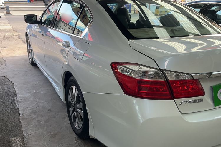 Used Honda Accord 2015 2.0L LX Comfort Edition
