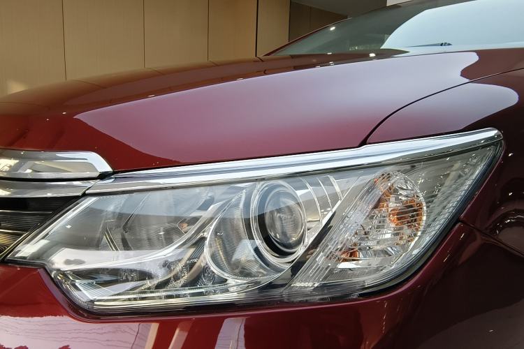 Used Toyota Camry 2016 2.0G 10th Anniversary Leading Edition
