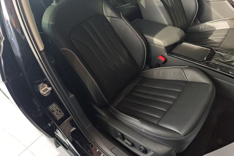 Used Volkswagen Passat 2023 Revised 330TSI Elite Edition
