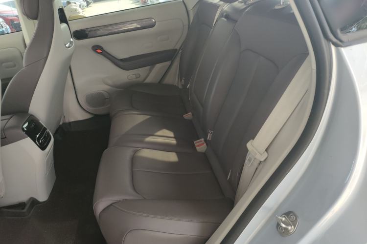 Used Leapmotor C11 2024 Range-Extended 300 Luxury Edition
