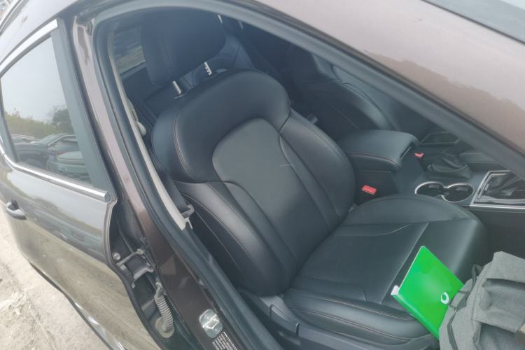 Used Haval H2 2016 Red Label 1.5T Automatic Two-Wheel Drive Elite Model
