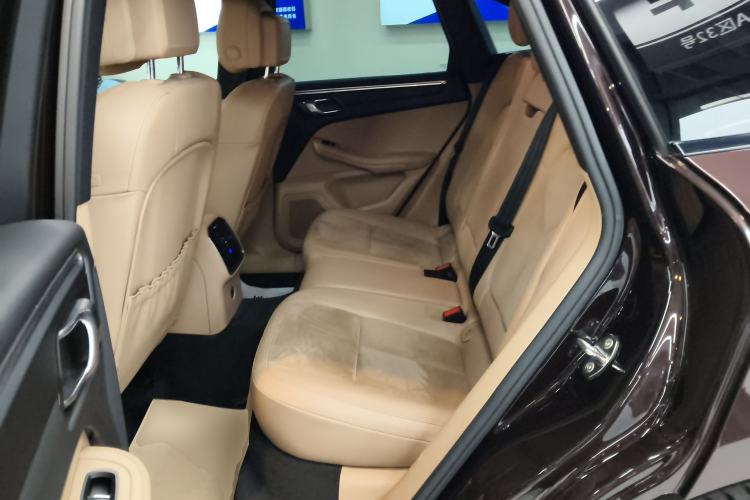 Used Porsche Macan 2018 Macan 2.0T