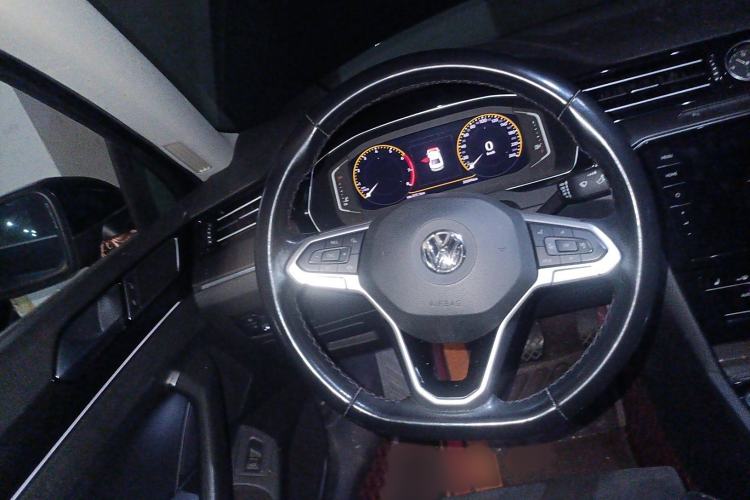 Used Volkswagen Magotan 2020 330TSI DSG Luxury Edition
