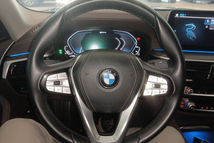 Used BMW 5 Series New Energy 2021 535Le Luxury Package
