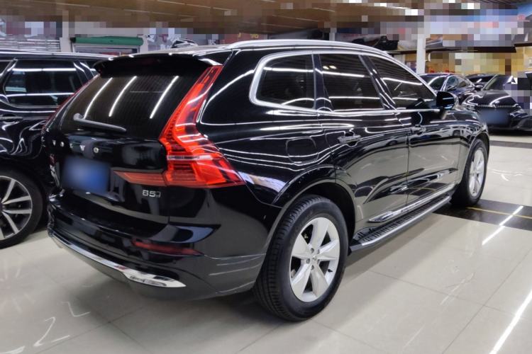 Used Volvo XC60 2022 B5 4x4 Zhiyi Luxury Edition
