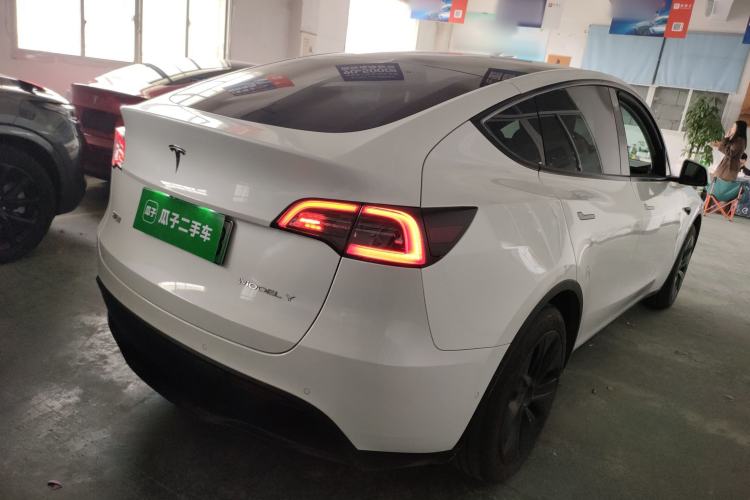 Used Tesla Model Y 2023 Rear-Wheel-Drive Version
