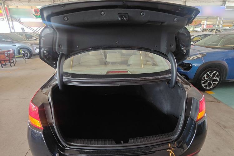 Used Kia K5 2015 2.0L Automatic GL
