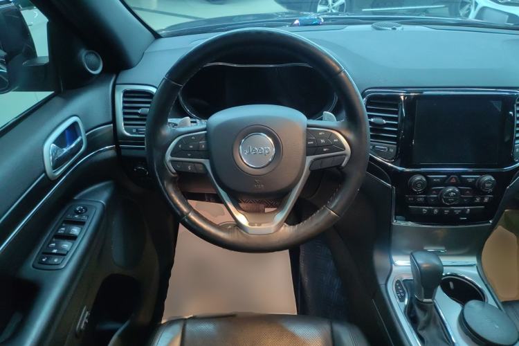 Used  Grand Cherokee 2020 3.0L Elite Navigation Edition
