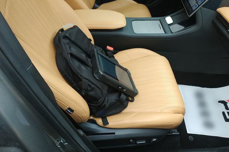 Used  L7 2023 1.5T 115 km Starship
