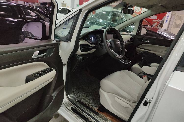 Used GAC Trumpchi M6 2019 270T Automatic Elite Edition (7-seater) China V Standard
