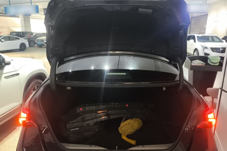 Used Toyota Avalon 2019 Dual-Engine 2.5L Luxury Edition China V Standard
