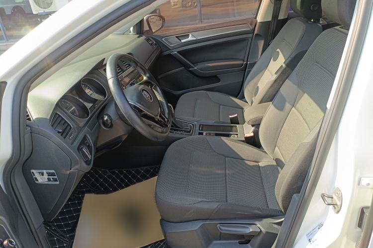 Used Volkswagen Golf 2015 1.4TSI Automatic Comfort Model
