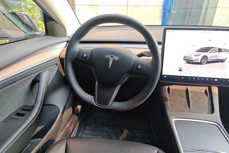 Used Tesla Model 3 2022 Rear-Wheel-Drive Version
